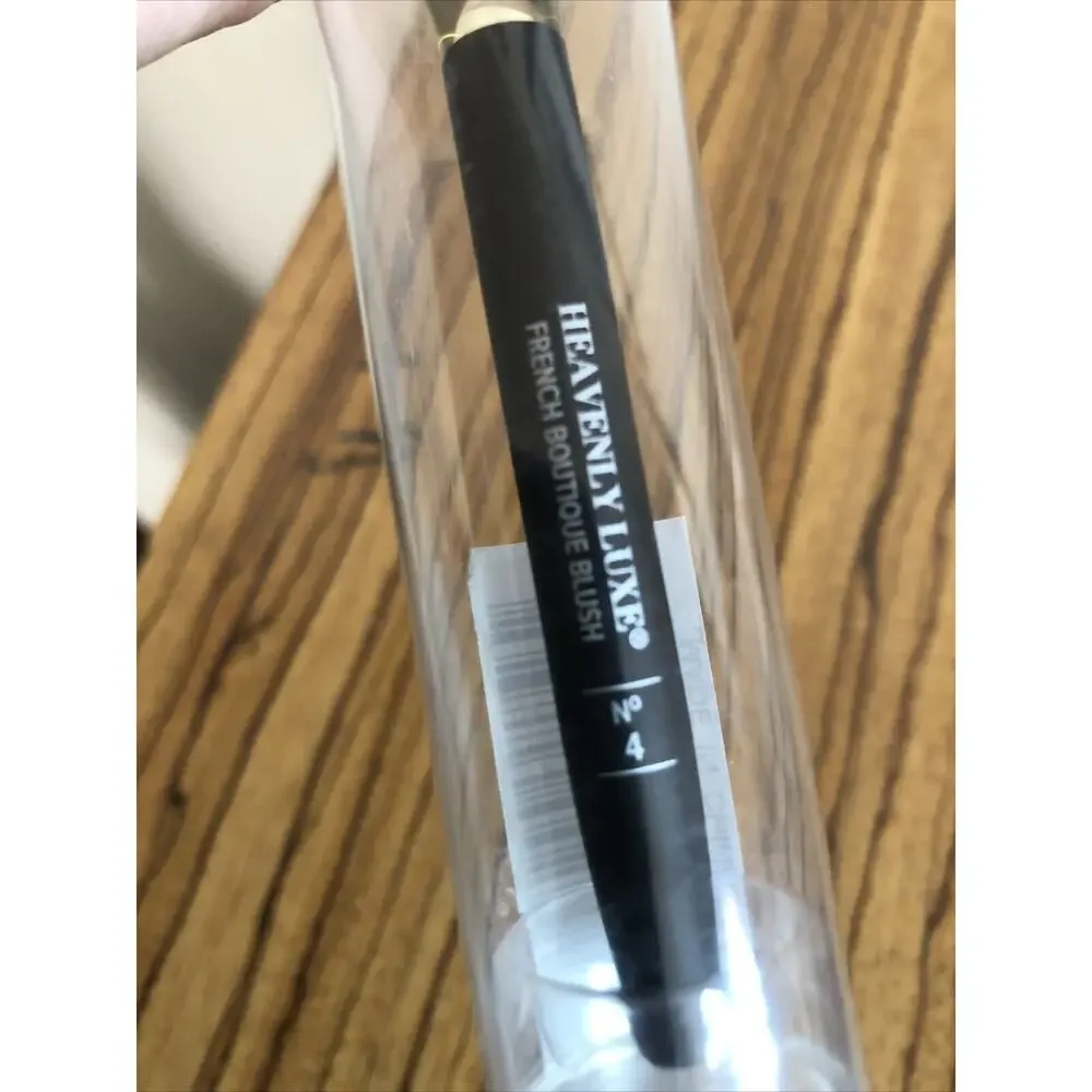 IT Cosmetics Heavenly Luxe French Boutique Blush Brush #4